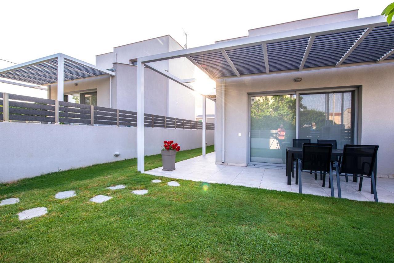 Ag Luxury Villas, Iraklitsa Nea Iraklitsa 外观 照片