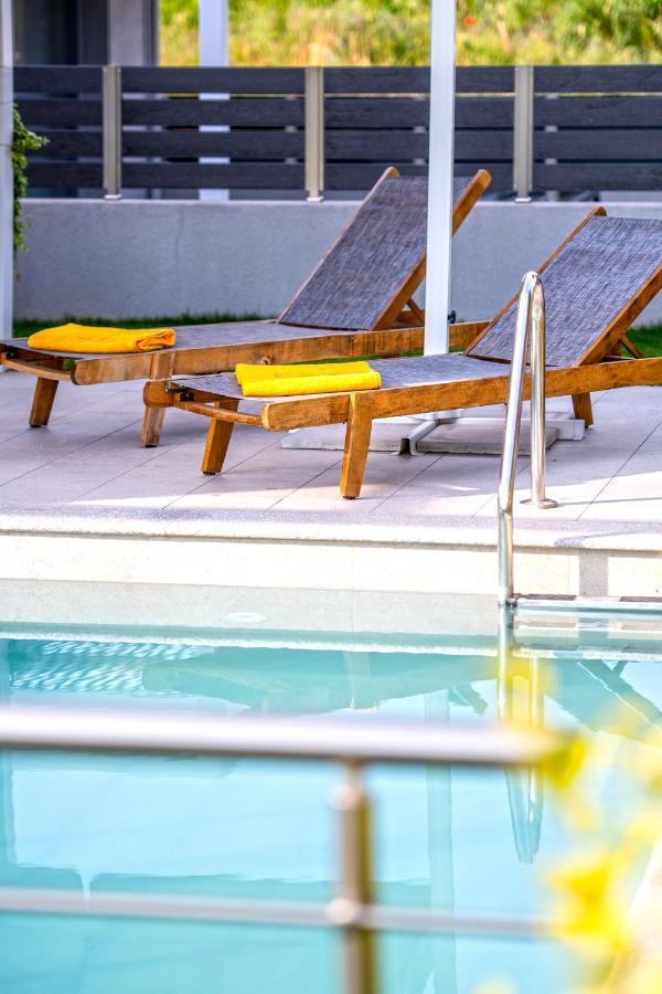 Ag Luxury Villas, Iraklitsa Nea Iraklitsa 外观 照片